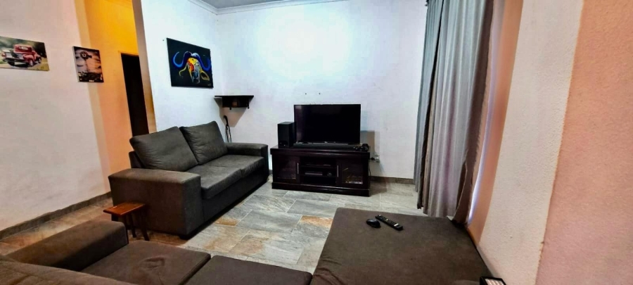 To Let 2 Bedroom Property for Rent in Safari Gardens North West